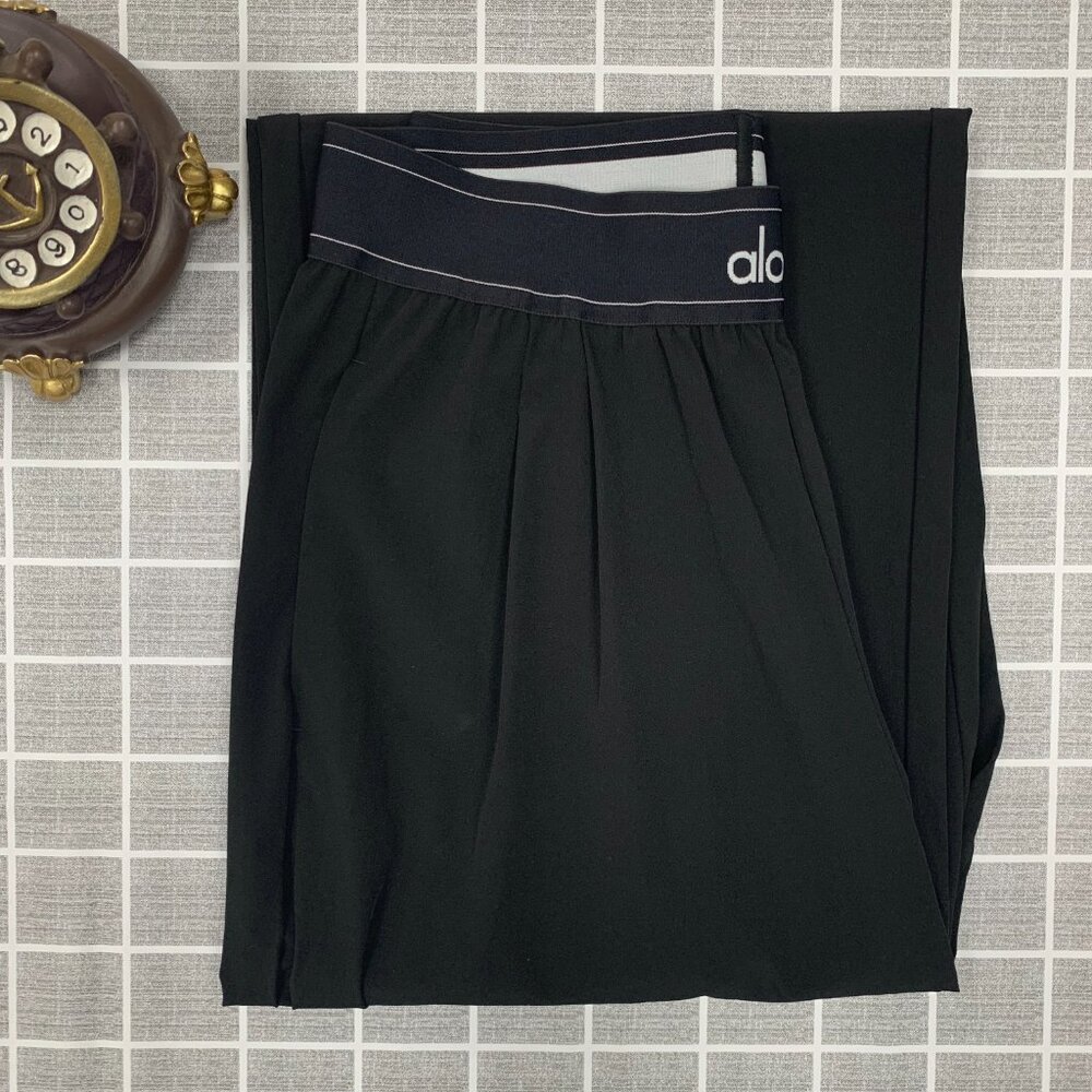 ALO Yoga Pants Black Brand New (Regular)😉💘 - Picture 8 of 8